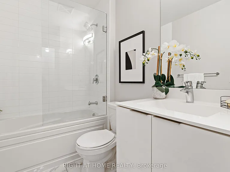 30 Shore Breeze Dr #329 — Photo 10