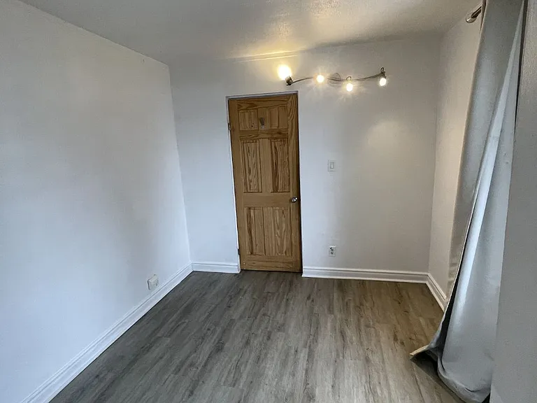 563 Union St #1 — Photo 5