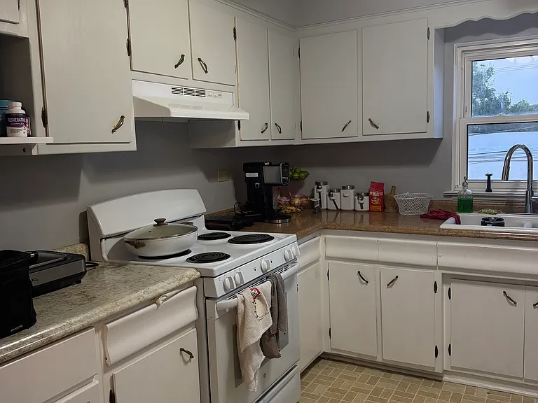 5504 S Brainard Ave #2 — Photo 3