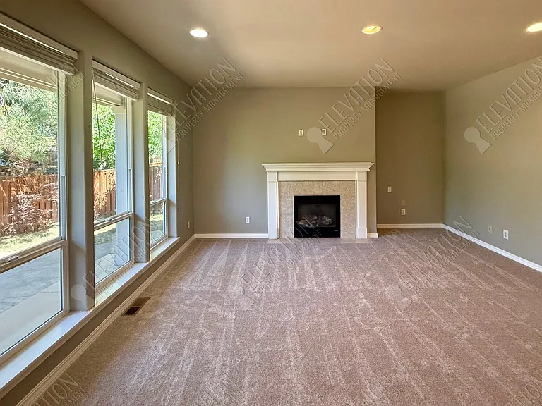 60974 Snowbrush Dr — Photo 7
