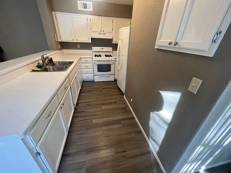 2251 Wigwam Pkwy #225 — Photo 8
