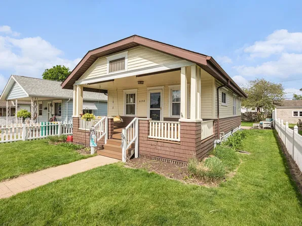 630 Studebaker St, Mishawaka, IN 46544
