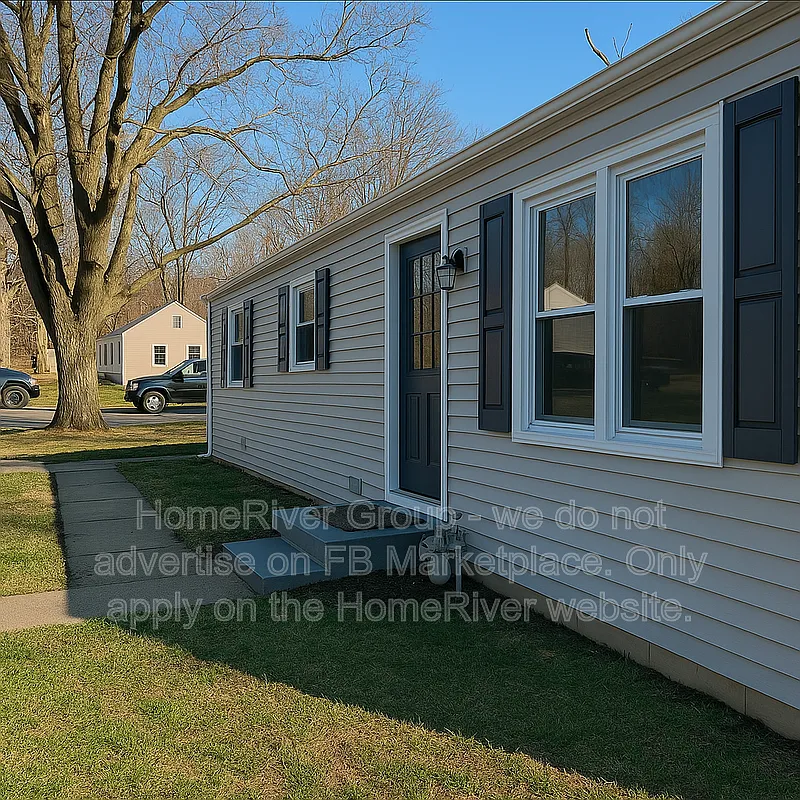 2 bed, 1.0 bath, 732 sqft, $1,125 — Photo 2