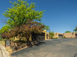2943 Plaza Blanca, Santa Fe, NM 87507