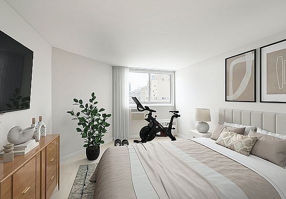 4th image of 480 2nd Ave APT 22B