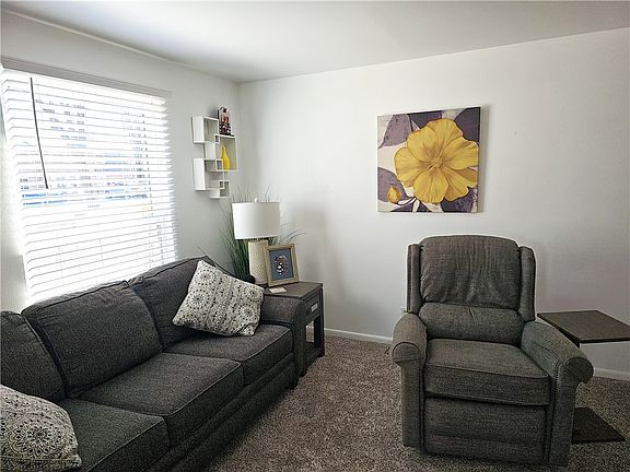 5th image of 528 Adrian Ct #528