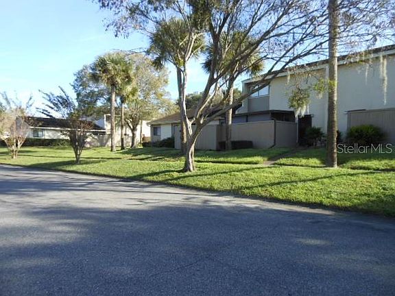 2nd image of 8712 Plum Ln #8712