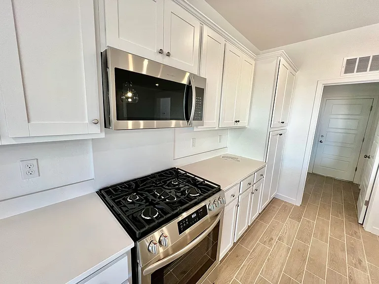 6590 E Krum Ave — Photo 6