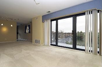 4th image of 110 S Evergreen Ave APT 4BS