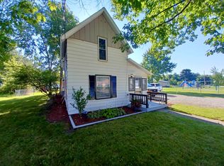 225 S Saginaw St, Montrose, MI 48457