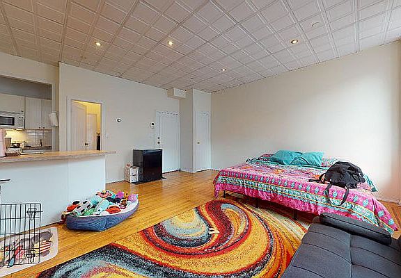 4th image of 794 Lexington Ave #3F