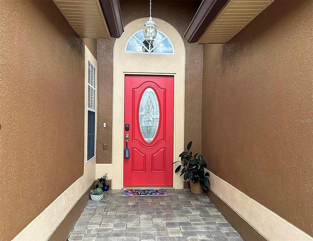 4 bed, 2.0 bath, 1620 sqft, $2,700 — Photo 3