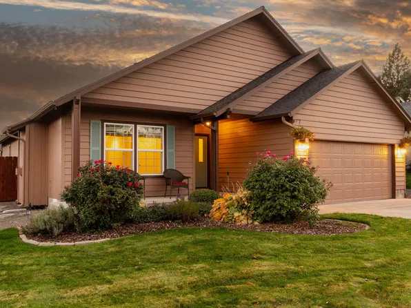 2118 SW Pumice Ave, Redmond, OR 97756