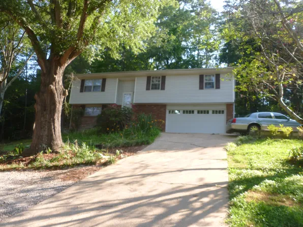 1303 Thrasher Pike, Hixson, TN 37343