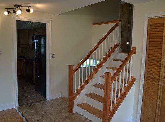 4th image of 226 Fleming Ln