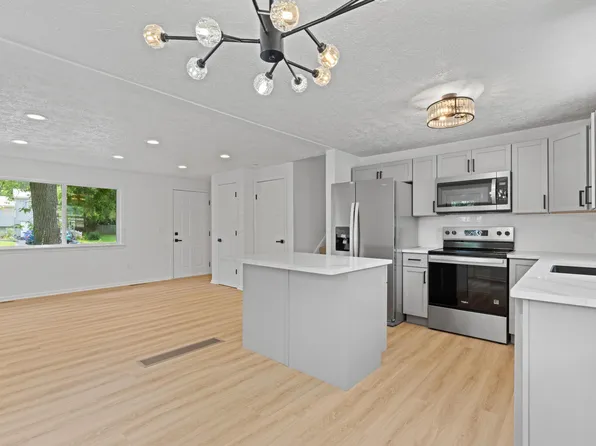 3744 Paris Blvd E, Westerville, OH 43081