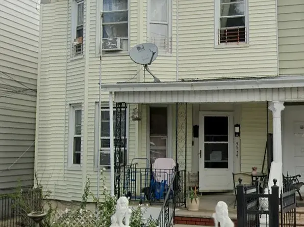 9579 113th St, South Richmond Hill, NY 11419