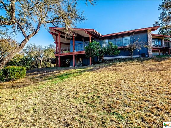 4th image of 905 Blaylock Dr