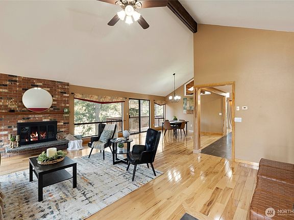 5th image of 15711 SE 178th Place