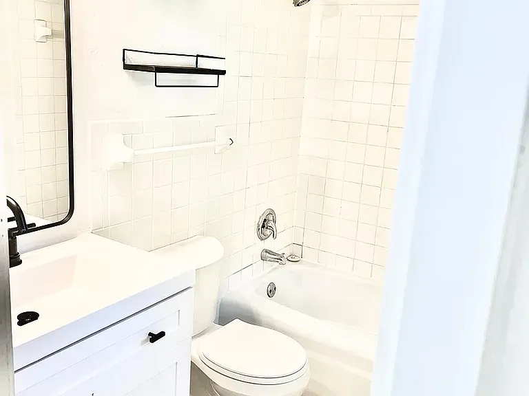 3312 Milwaukee St #4 — Photo 2