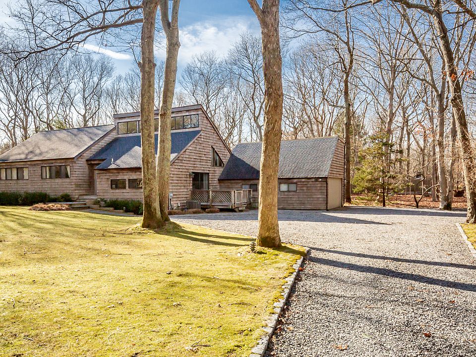 1st image of 36 Longwoods Ln