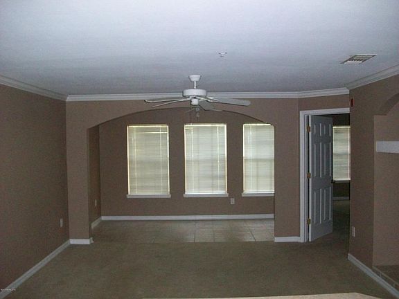 3591 Kernan Blvd S #114 002