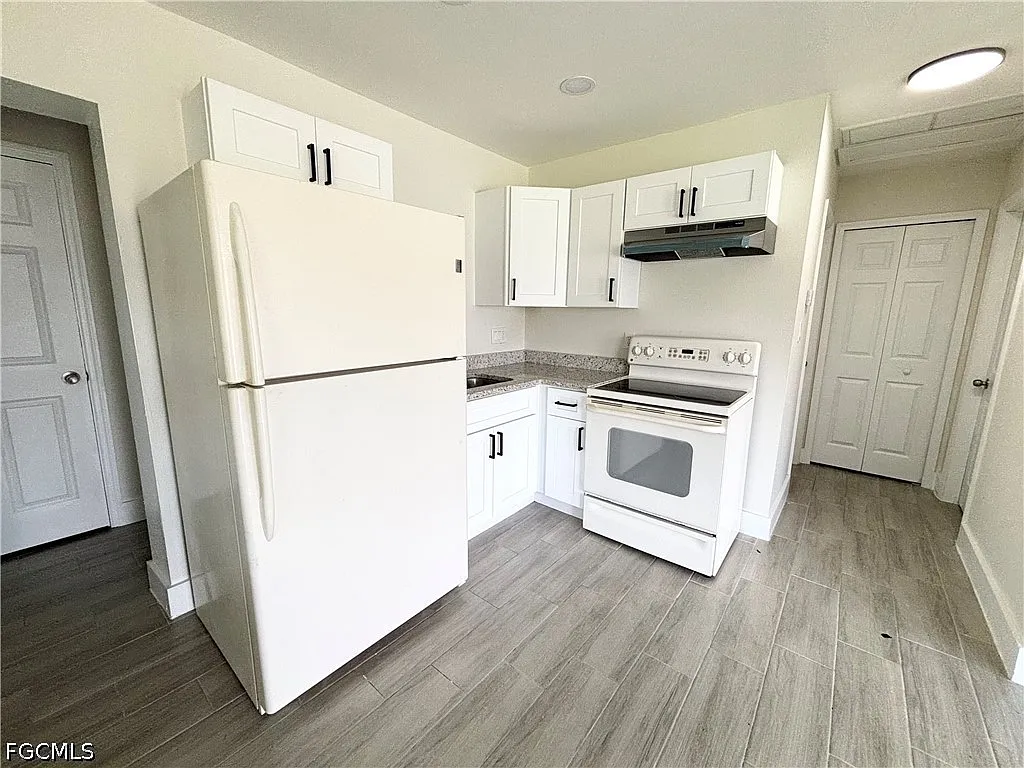 2 bed, 1.0 bath, 660 sqft, $1,195 — Photo 4