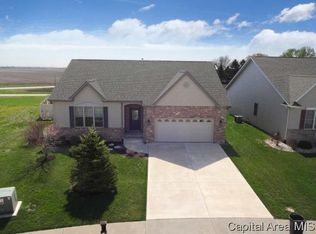 5504 Legacy Ln, Springfield, IL 62711