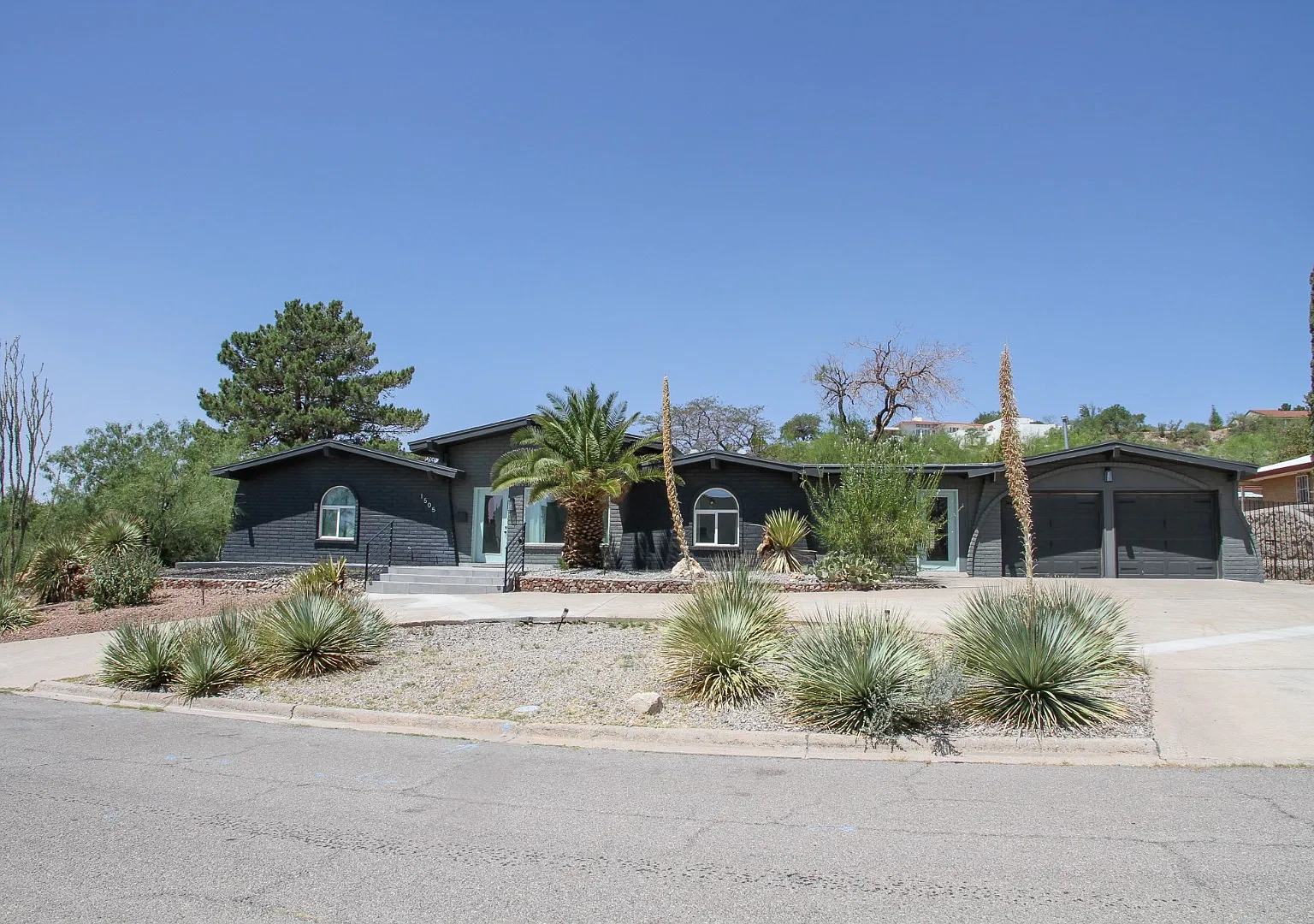 1505 Rocky Bluff Dr — Photo 4