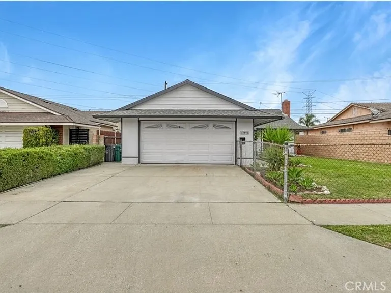 13845 Nubia St — Photo 1