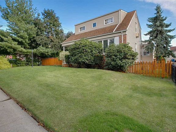 2nd image of 24640 Deepdale Ave