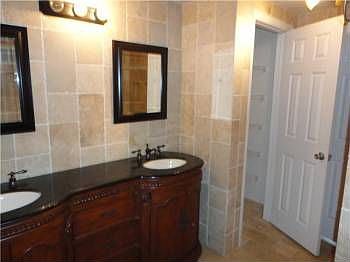 4th image of 11601 SW 2nd St #21306