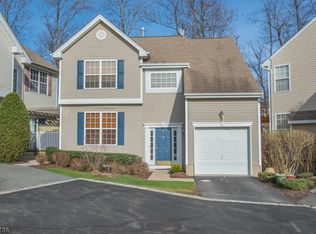 4 Brock Ln, Hackettstown, NJ 07840
