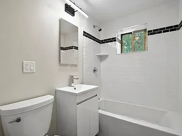 19 Walnut St, Arlington, MA 02476
