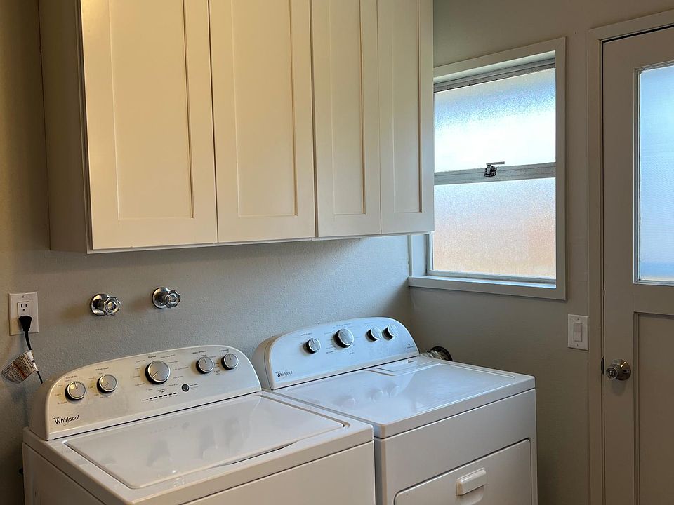 1st image of 903 108th Ave E #903