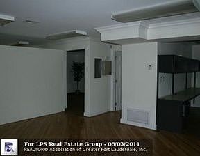 5th image of 1136 NW 3rd Ave