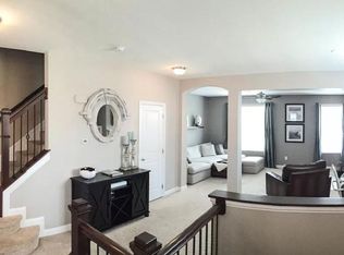 2782 Acarie Dr, Columbus, OH 43219