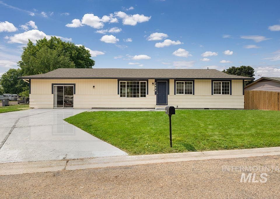 1st image of 1203 Sweetwood Cir