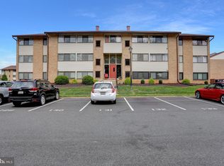 100 Royal Oak Dr APT I, Graymoor Devondale, MD 21015