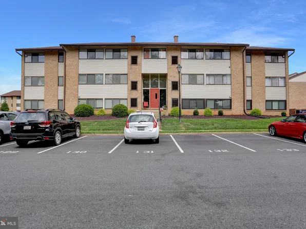 100 Royal Oak Dr APT I, Graymoor Devondale, MD 21015