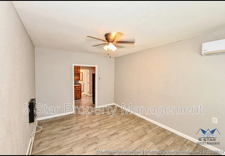 1212 N Laurel St #B — Photo 7