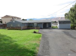650 10th St NE, East Wenatchee, WA