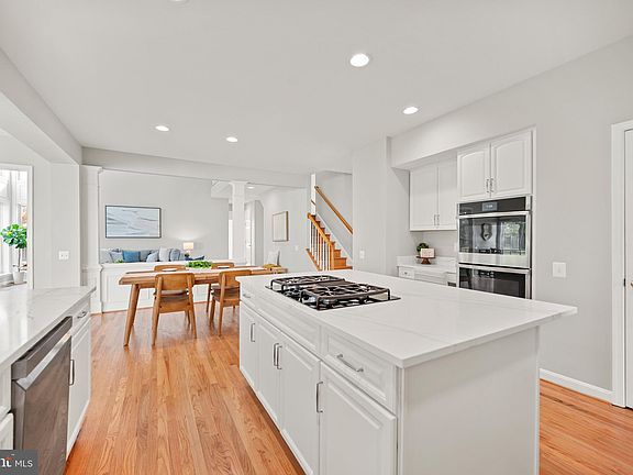 5th image of 12816 Owens Glen Dr