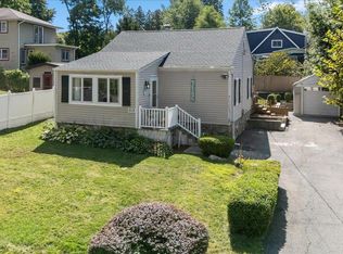 312 Brook Rd, Mahopac, NY 10541