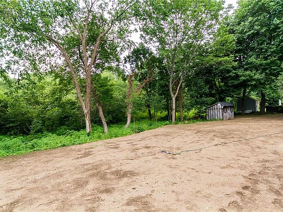 5th image of 9 Newell Dr