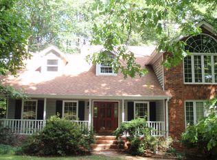 5600 Tanyard Ct, Oak Ridge, NC 27310