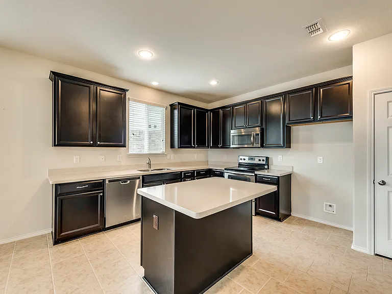 2308 Bermont Red Ln — Photo 6