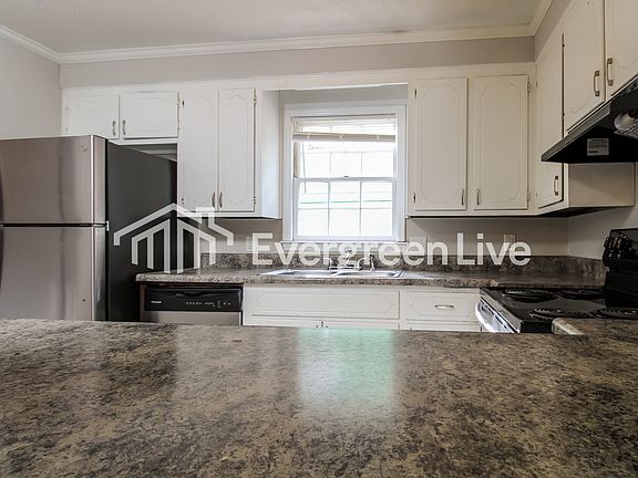 5th image of 448 Parlock Rd