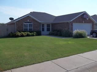 921 Bliss St, Centerton, AR 72719