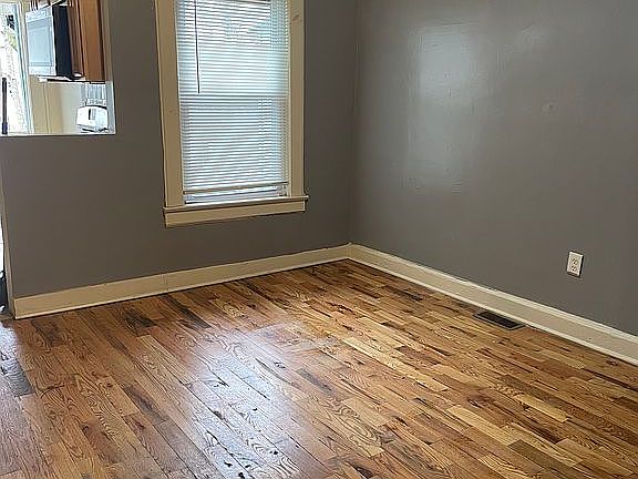 4th image of 275-277 S 18th St